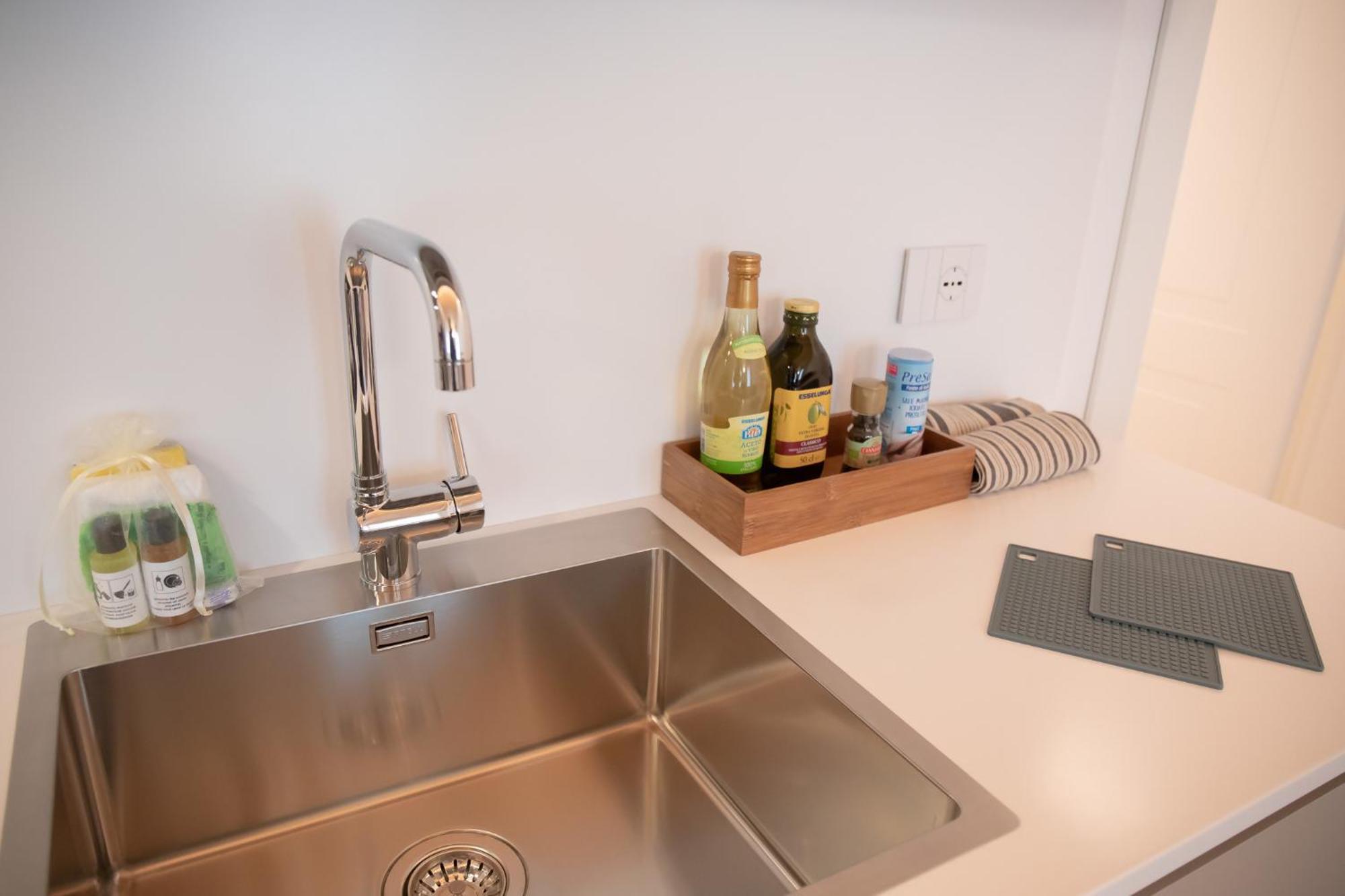 Amendola City View Apartments Suite Romantica Como Zewnętrze zdjęcie