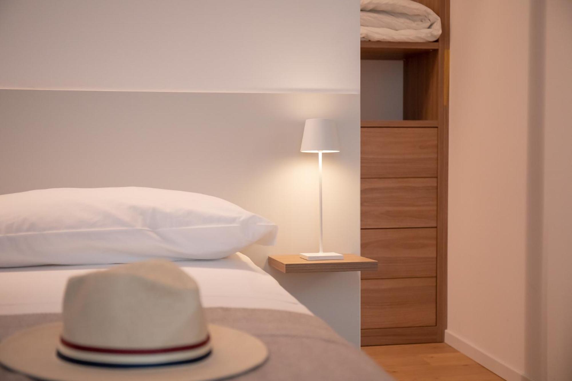 Amendola City View Apartments Suite Romantica Como Zewnętrze zdjęcie